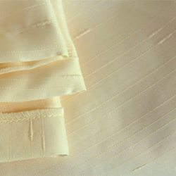 Toalha de Banquete Marfim/Creme Shantung