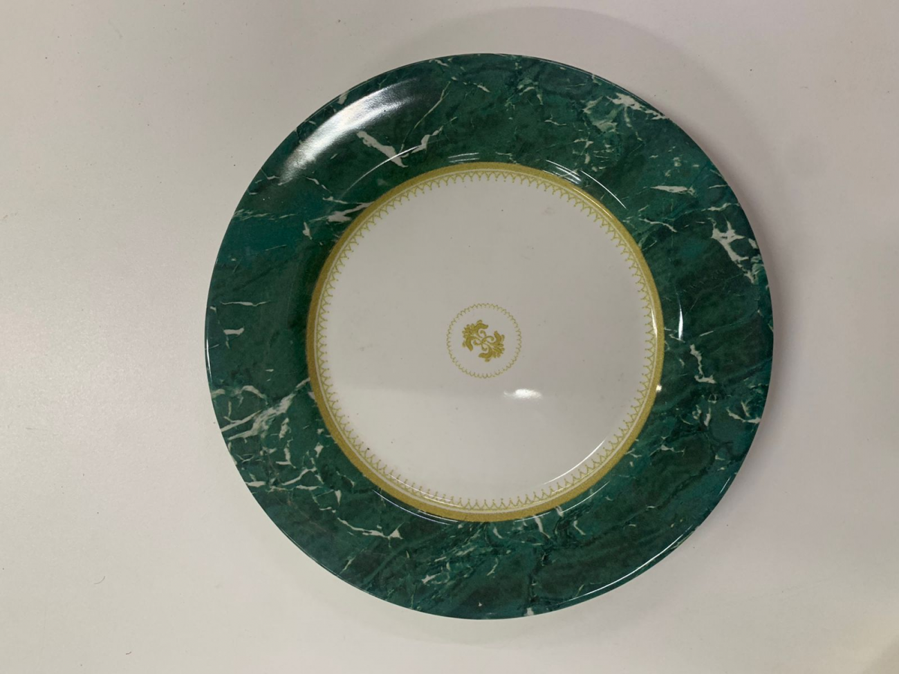 Prato de mesa verde marmore